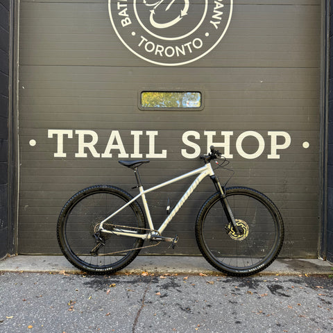 Specialzed Rockhopper Expert Silver (Pre-Owned)