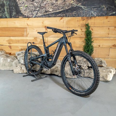 used bike - Santa Cruz Heckler dark gray/gold medium