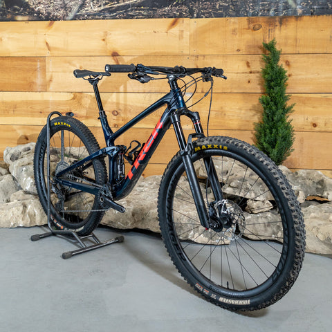 TREK Top Fuel Carbon