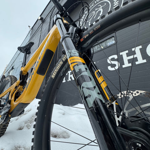 Santa Cruz Bronson 4 C (S Kit) Gold Medium (Pre-Owned)