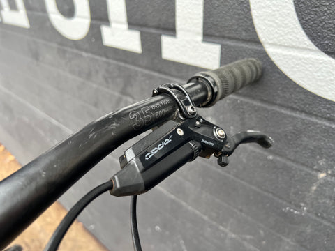 Santa Cruz Nomad X0 AXS Kit (Pre-Owned)