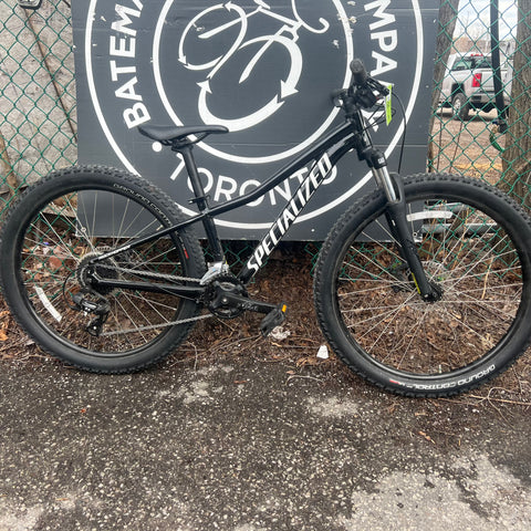 Specialized Rockhopper (Pre-Owned)