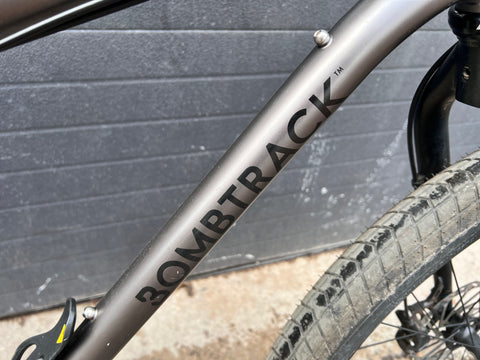 Bombtrack Beyond+ (Pre-Owned)