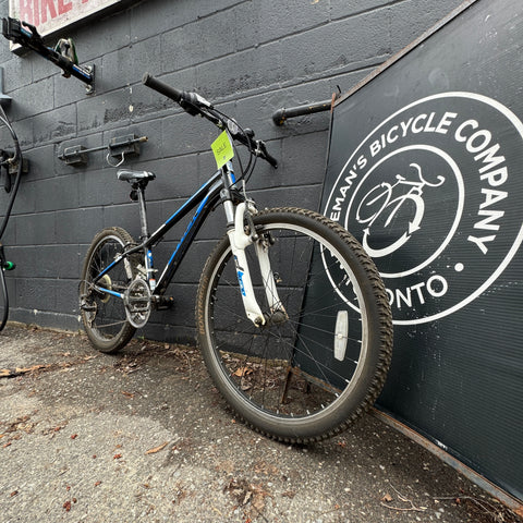 Trek MT220 (Pre-Owned)