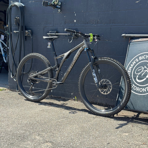 NEW Specialized Stumpjumper Comp Alloy (Pre-Owned)