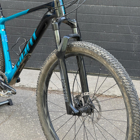 Giant XTC Carbon (Pre-Owned)