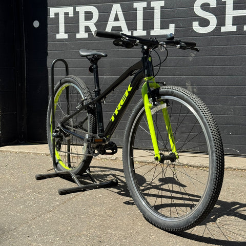 Trek Wahoo 24" Black/Green (#87654)