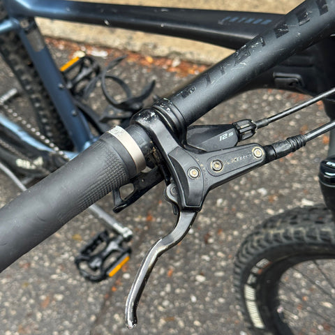 Giant Fathom 29 2 (Pre-Owned)