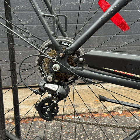 Opus Classico Urbanista (Pre-Owned)