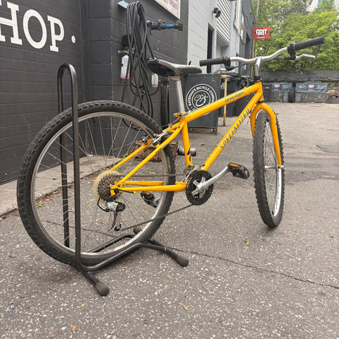 Specialized Hard Rock (Pre-Owned)