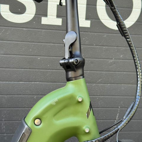 Maui Bobby (Pre-Owned)