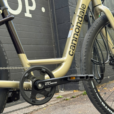 Cannondale Adventure Step Thru 27.5” (Pre-Owned)