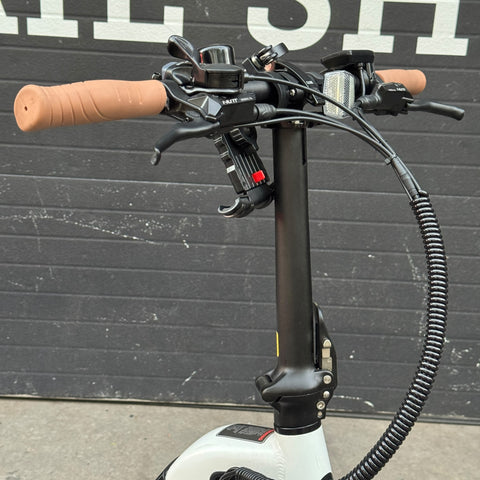 GoTrax F5 / R6 Foldable Fat Tire E-Bike 20" (Pre-Owned)